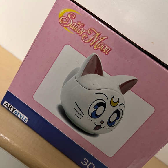 Sailor Moon 3D Artemis Cat Mug, New - Picture 4 of 6
